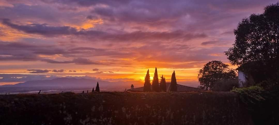 La Grotta San Michele Hotel Montevettolini Ngoại thất bức ảnh